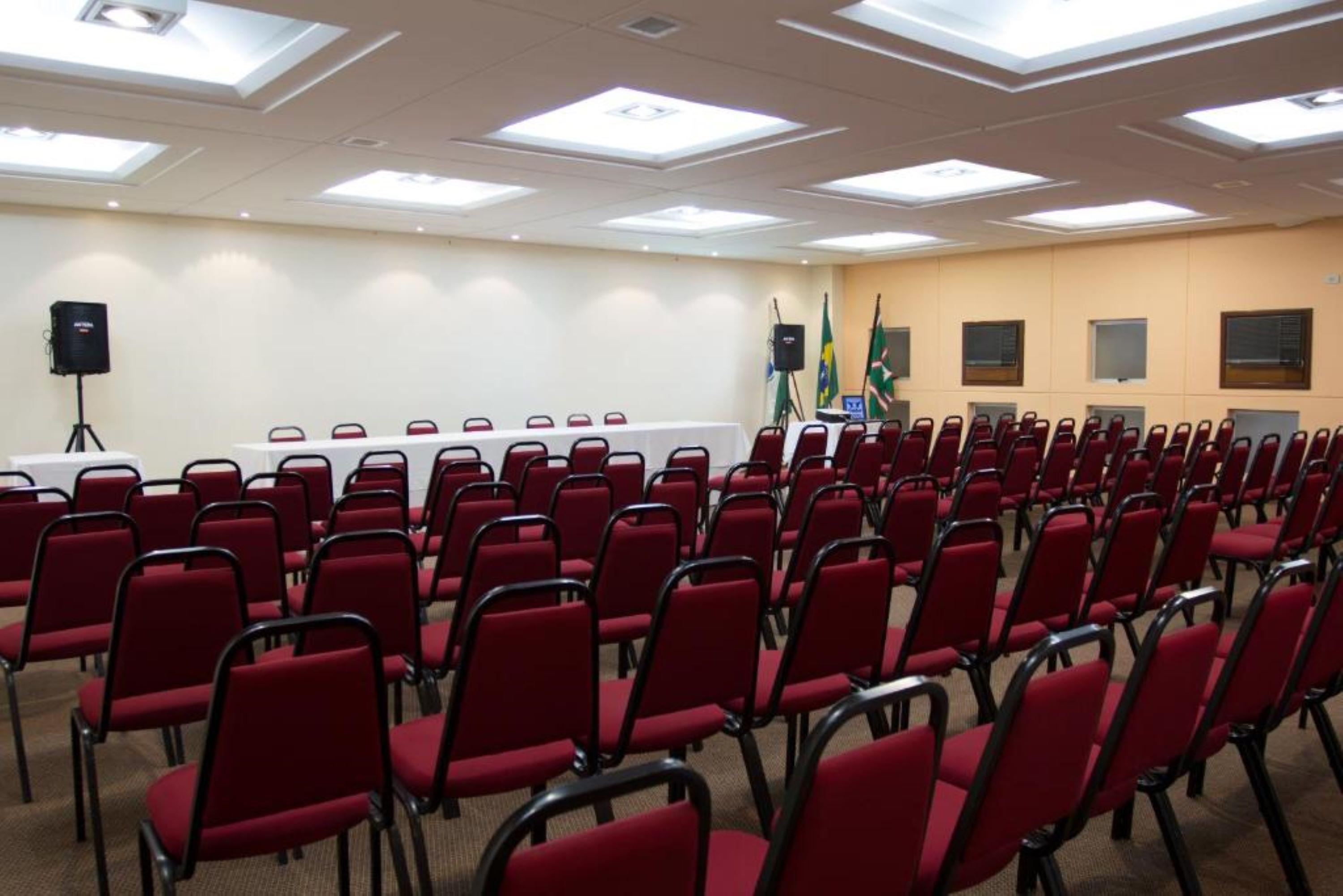 Rede Andrade Mercado Hotel Curitiba Bagian luar foto